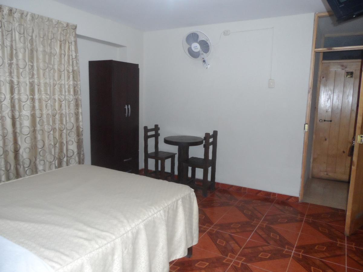 Antares Inn Lima Bagian luar foto