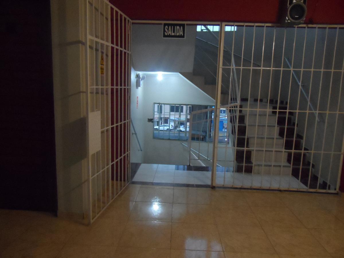 Antares Inn Lima Bagian luar foto