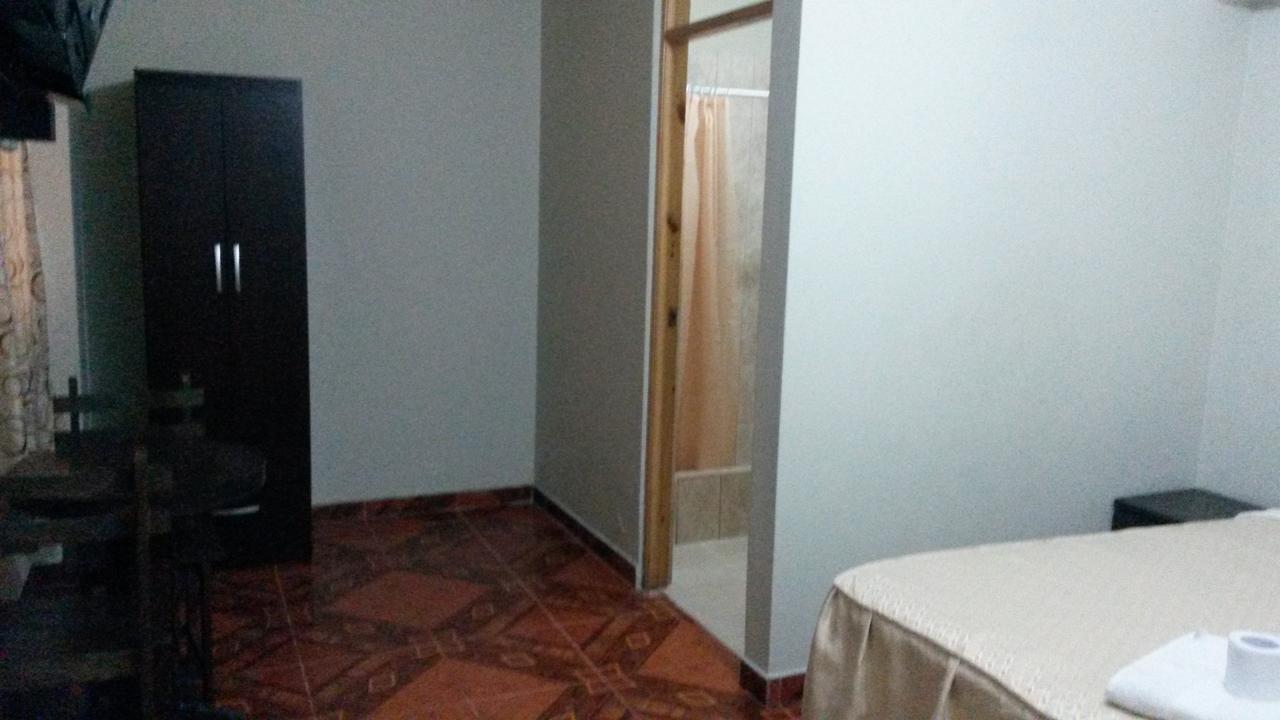 Antares Inn Lima Bagian luar foto