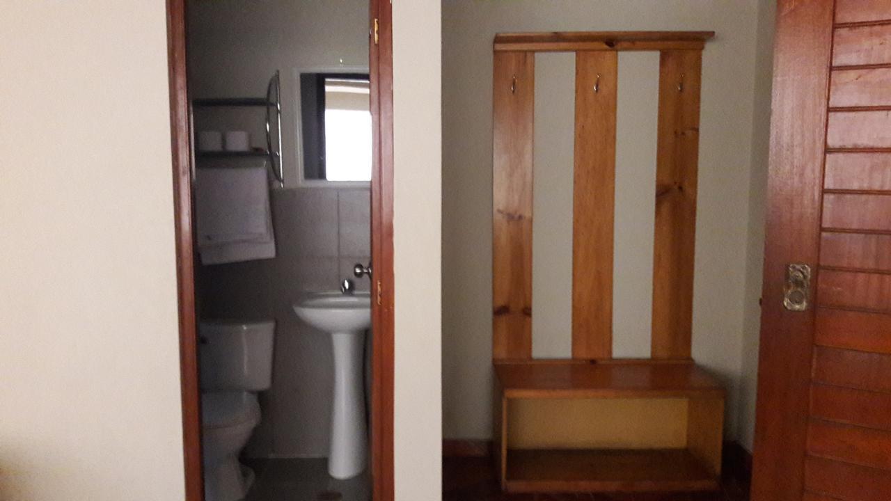 Antares Inn Lima Bagian luar foto