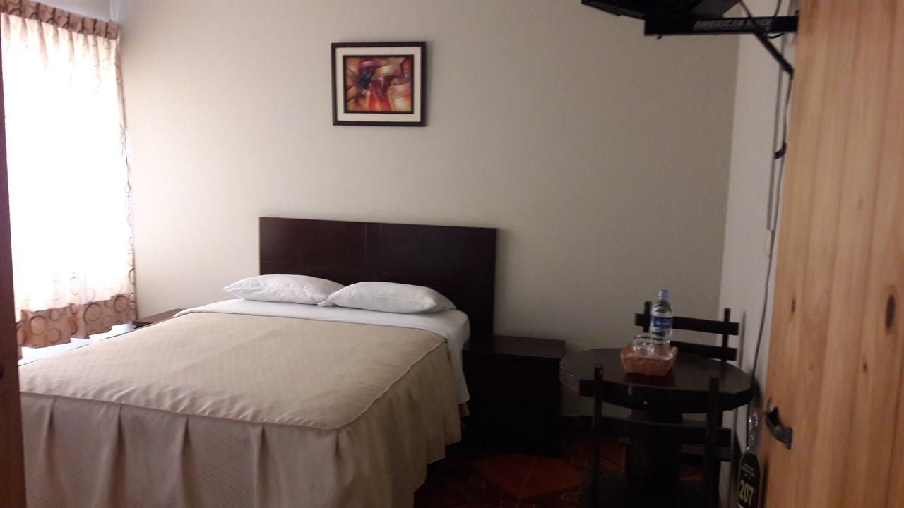 Antares Inn Lima Bagian luar foto